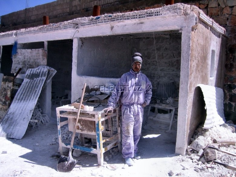 v�roba selenitov�ch lamp